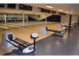 Bowling Alley & Restaurant Property in Allen County, Indiana - SEALED BID AUCTION IN ALLEN COUNTY, INDIANA